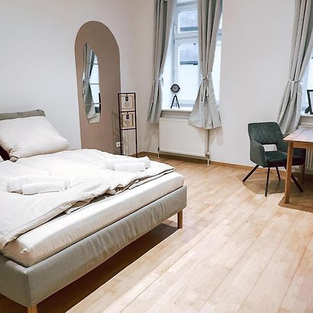 Zentrales Apartment Naehe Schoenbrunn - 2 Pers Vienna Esterno foto